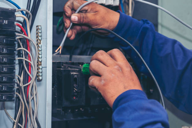 Best Commercial Electrician Services  in Franklin Center, NJ